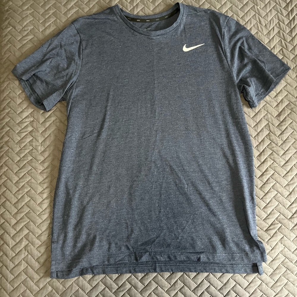 Nike Men's Navy Tee